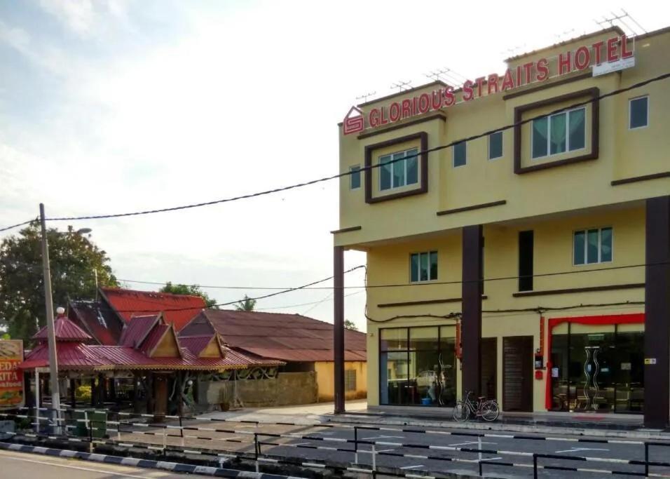 The Glorious Straits Hotel Malacca Exterior photo